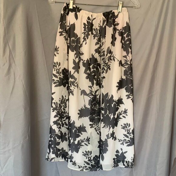 Floral printed summer skirt - Picture 1 of 2